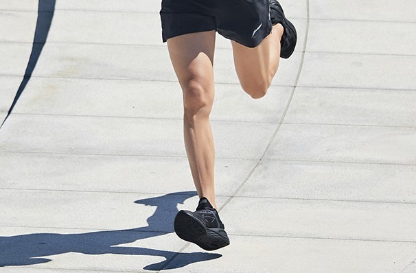 国产训练跑鞋其实也不错