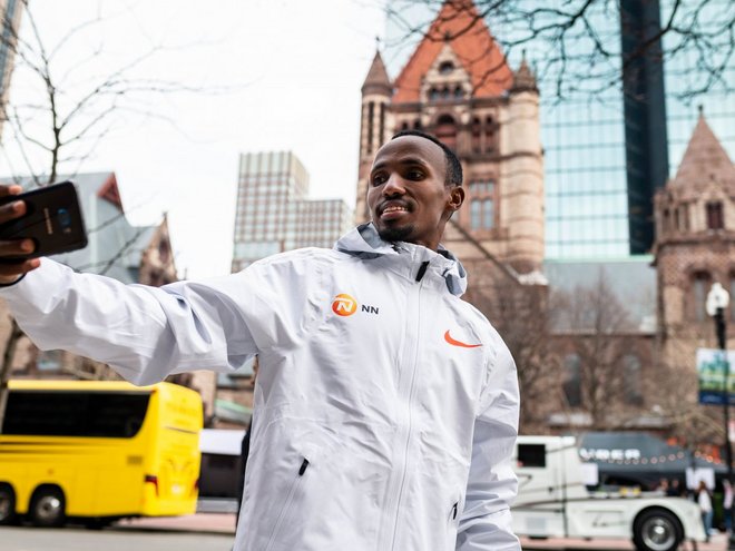 阿布迪·纳杰耶｜难民、奥运银牌得主、国家纪录保持者