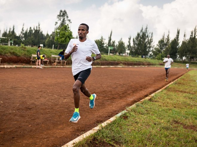 阿布迪·纳杰耶｜难民、奥运银牌得主、国家纪录保持者