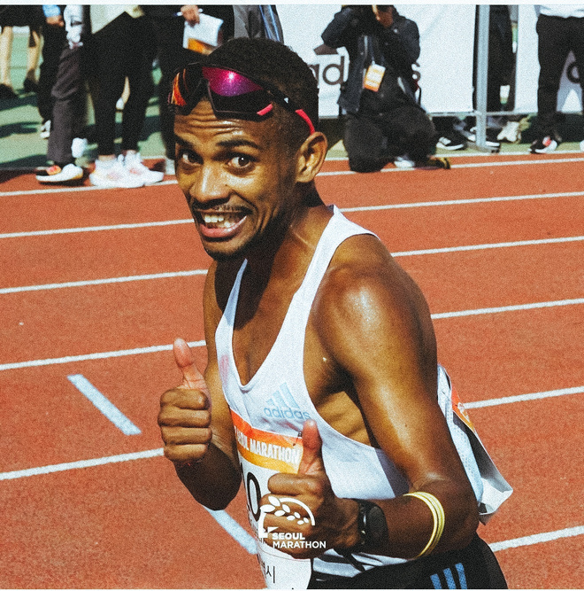 和基普乔格击拳的他，如今是全南美洲跑马拉松最快的男人