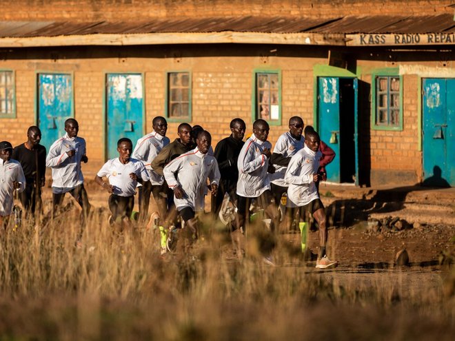 阿布迪·纳杰耶｜难民、奥运银牌得主、国家纪录保持者