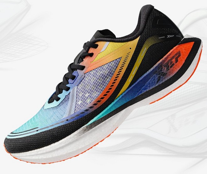 国产训练跑鞋其实也不错