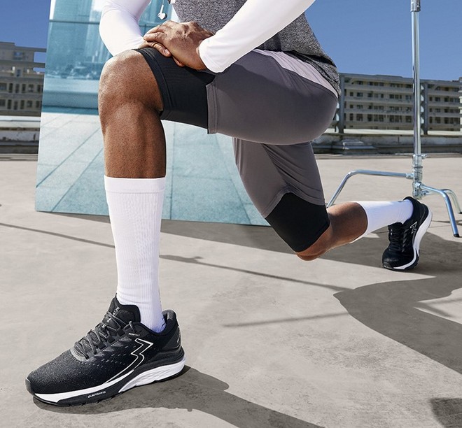 国产训练跑鞋其实也不错