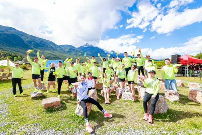 鸿星尔克极风SP 盲入第一双马拉松跑鞋