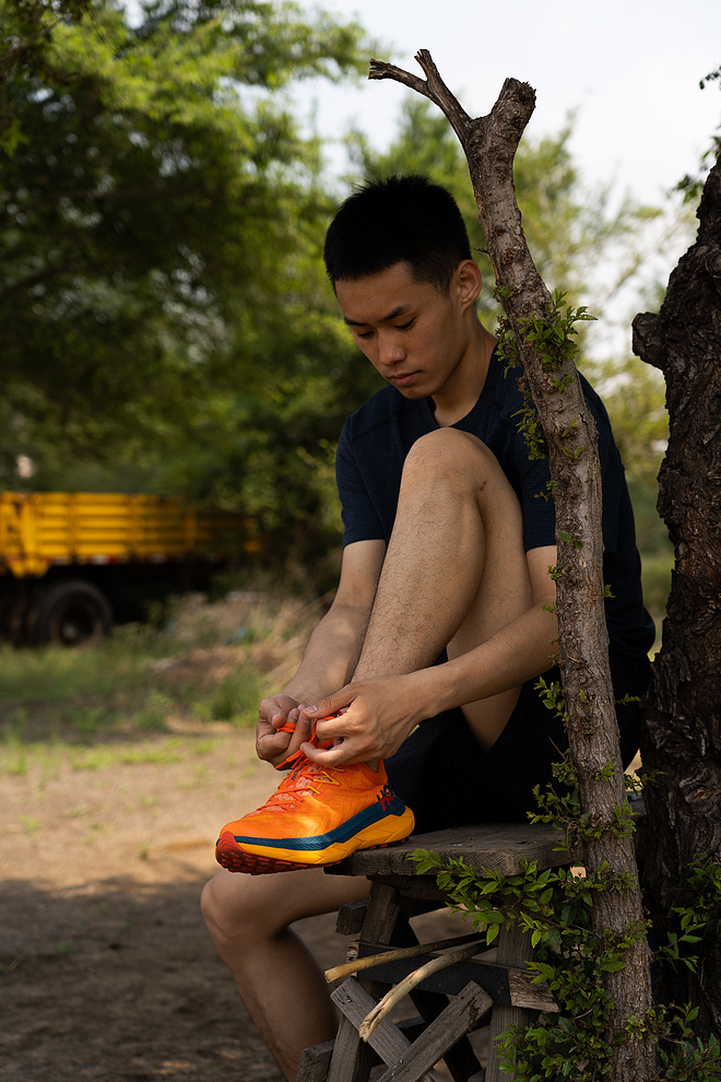 HOKA ONE ONE Tecton X 今天越野跑鞋也有碳板了