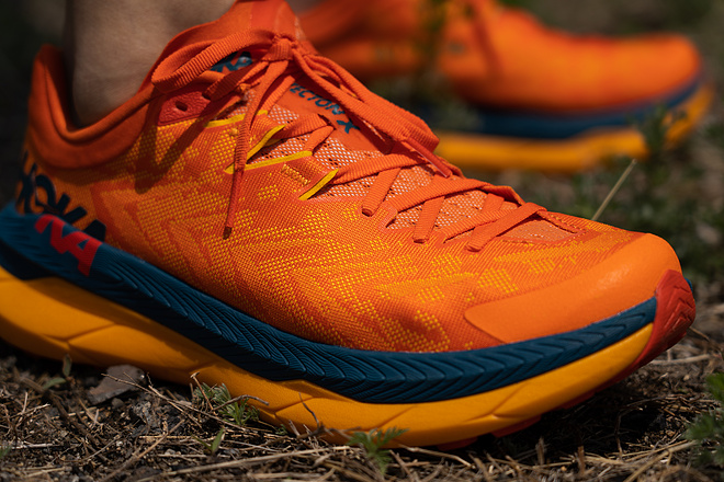 HOKA ONE ONE Tecton X 今天越野跑鞋也有碳板了
