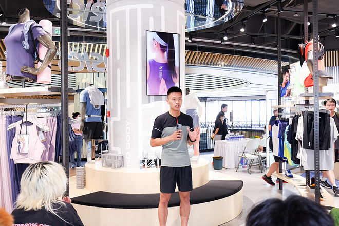 ASICS 亚瑟士节奏动力场首次空降上海前滩太古里