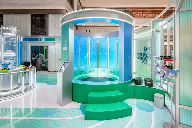 ASICS 亚瑟士节奏动力场首次空降上海前滩太古里