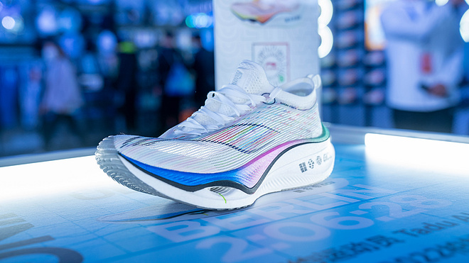 那双站上大满贯领奖台的飞电，最近好像赢麻了？