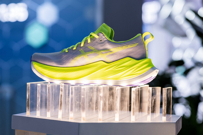 ASICS亚瑟士亮相第五届进博会 运动振奋身心 共创向心生活