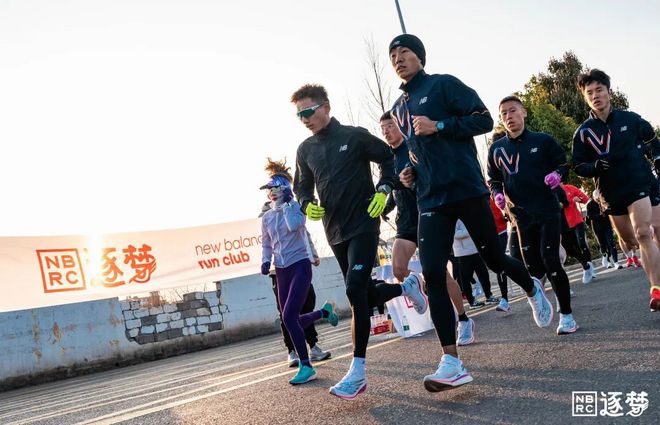 燃烧OPINION ｜ ICL和 New Balance的逐梦