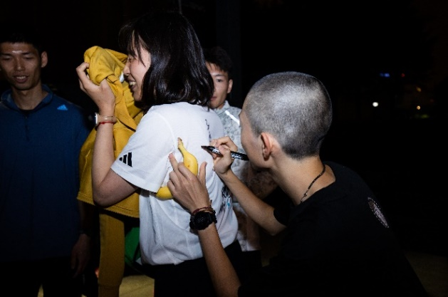 目标冠军！顶尖跑者现身阿迪达斯上海半马展示会——让跑步成为沟通世界的共同语言