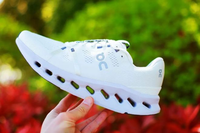 燃烧GEAR｜ On昂跑中底的科技进化