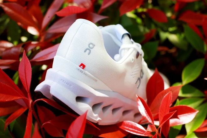 燃烧GEAR｜ On昂跑中底的科技进化