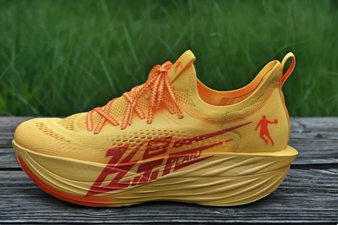 燃烧 GEAR ｜ 国乔 飞影 Plaid 的顶款尝试