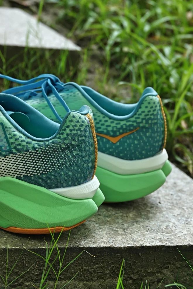 燃烧 GEAR ｜ Mach X ，HOKA 全面“板“化的拼图