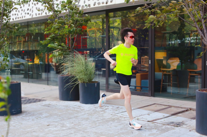 燃烧 GEAR｜缓震提升 ，安踏冠军跑鞋的更新