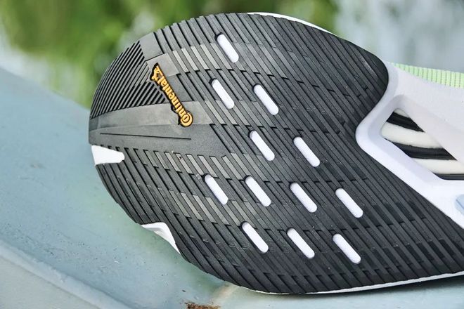 燃烧 GEAR｜adizero Boston 12 ，小步更新