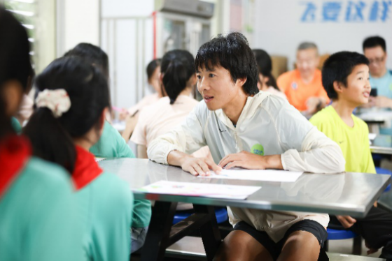 飞常跑量，飞跃无限 HOKA ONE ONE®集结跑者力量 助力乘风梦想