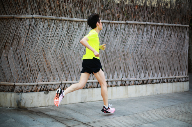 燃烧GEAR ｜ UA 的夏日跑步选择