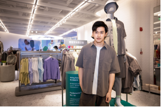 lululemon品牌大使周冠宇在沪助阵“夏日乐挑战”，全国七强晋级深圳总决赛