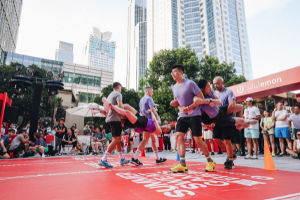 lululemon品牌大使周冠宇在沪助阵“夏日乐挑战”，全国七强晋级深圳总决赛