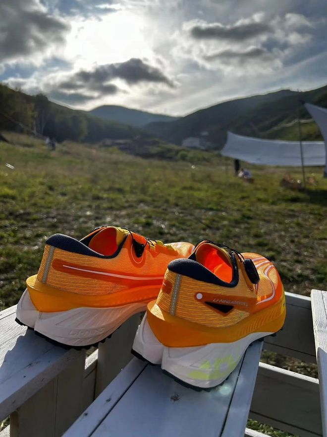 燃烧GEAR ｜的卢，李宁跑鞋矩阵的最后一块拼图