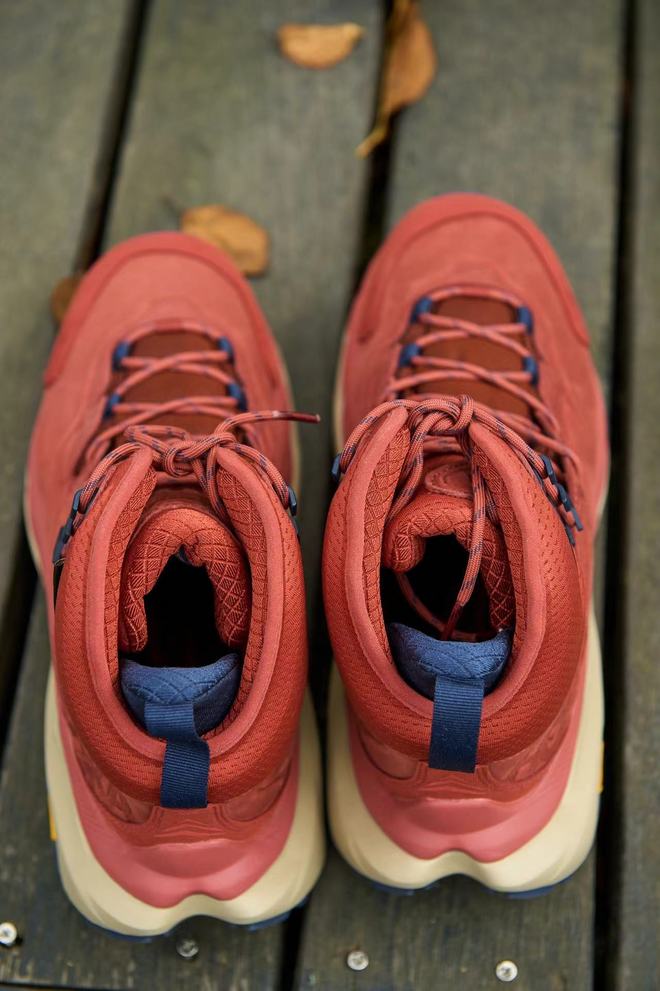 山迹街 GEAR ｜ 重装利器 HOKA的 KAHA 2 GORE-TEX 版本