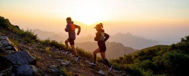 燃烧 GEAR｜超长距离越野赛如何一鞋到底？