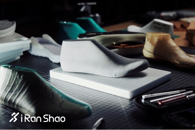 lululemon鞋履家族再添创新之作，正式推出首个男鞋系列