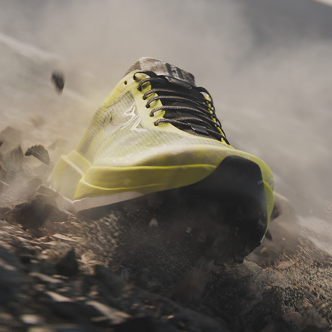 ARC'TERYX始祖鸟推出首个自主设计鞋履系列