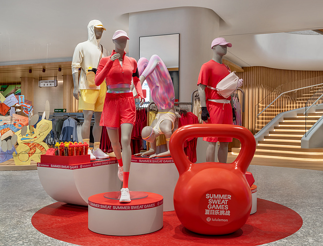 lululemon北京三里屯店焕新启幕，华北最大门店正式亮相