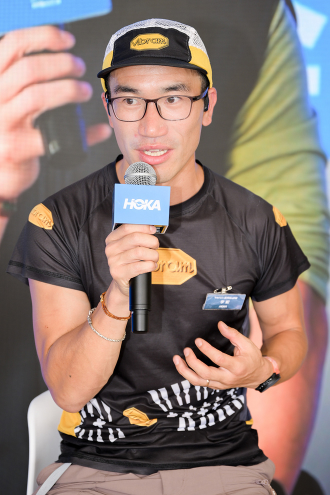 飞抵山巅 “野，就一步”！ 2024 HOKA飞跑嘉年华携近千名跑者解锁越野新体验
