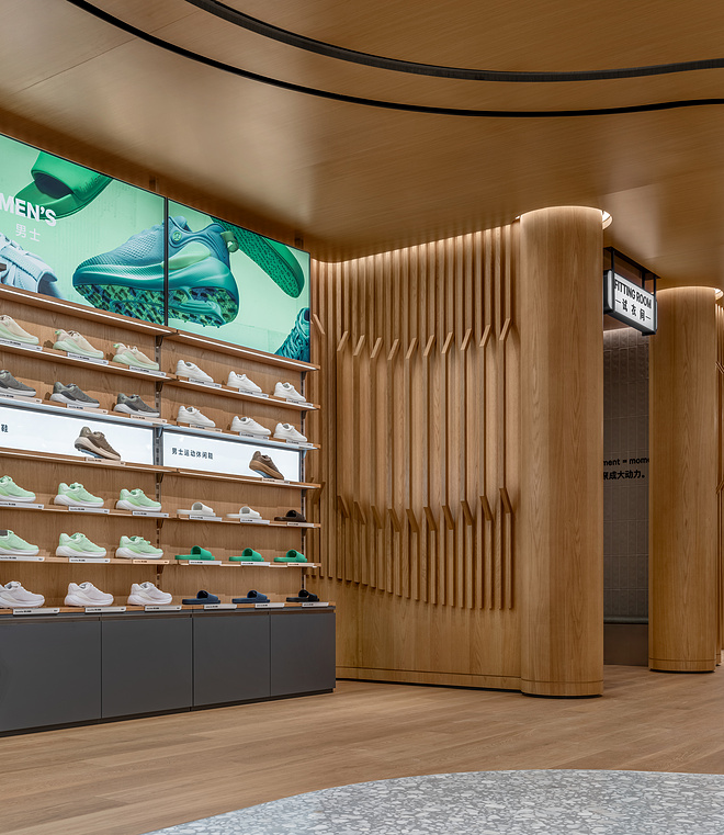 lululemon北京三里屯店焕新启幕，华北最大门店正式亮相