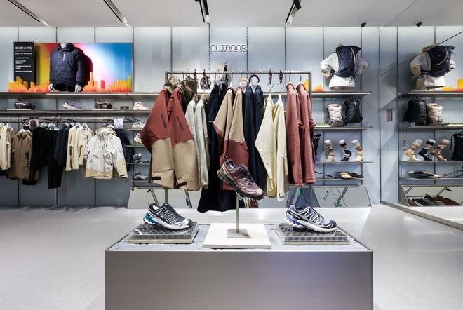 SALOMON萨洛蒙上海新天地旗舰店盛大启幕，引领品牌新纪元