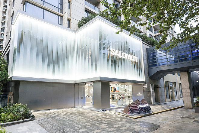SALOMON萨洛蒙上海新天地旗舰店盛大启幕，引领品牌新纪元