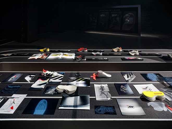 从“零”制胜，竞速超越 ——ADIZERO 0系列科技发布会