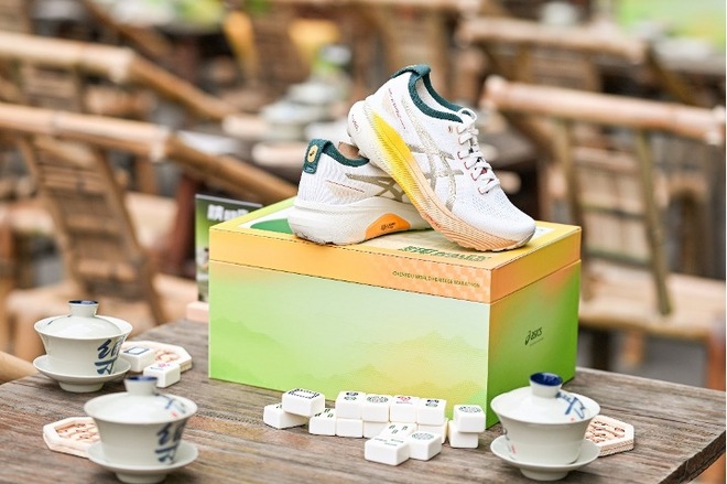 2025 成都世遗马拉松精彩落幕 ASICS亚瑟士携手跑者共创城市跑步新篇章