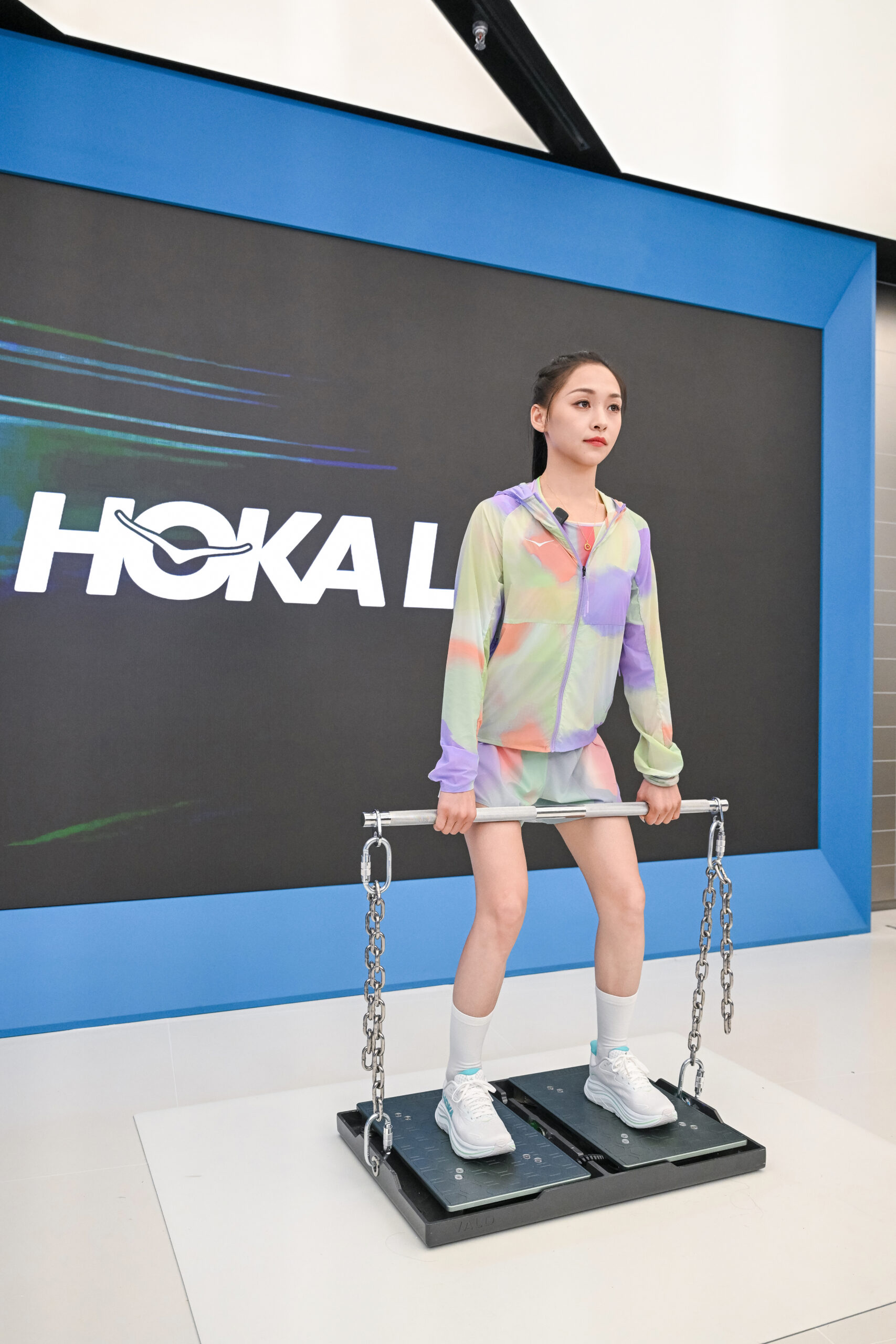 燃动全城！HOKA ONE ONE®全球首家品牌体验中心与跑者齐飞