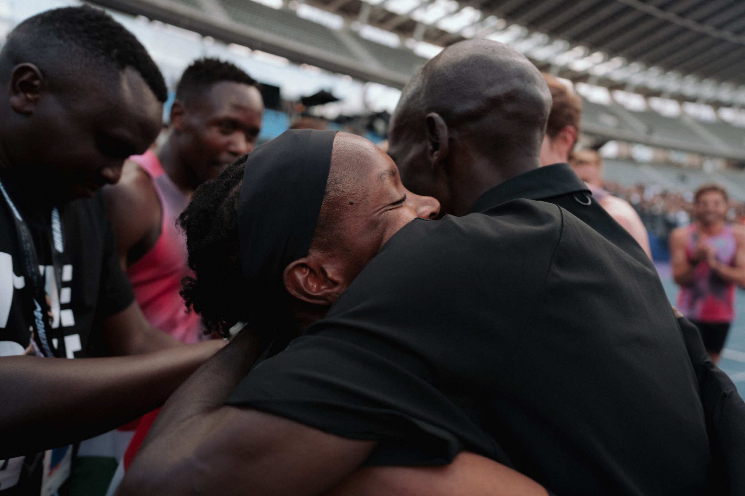 菲斯·基普耶贡再书传奇，一英里创个人记录新高