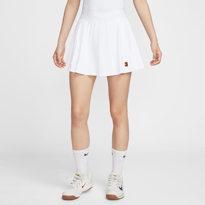 爱燃烧联动耐克官网，网球装备焕新，助你驰骋球场​